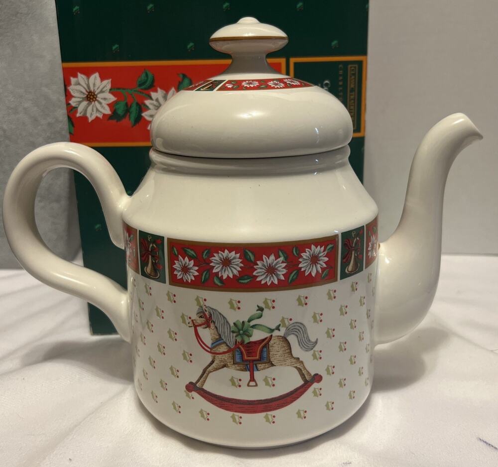 Charlton Hall By Kobe, Japan Classic Traditions Ceramic Christmas 50 oz Teapot